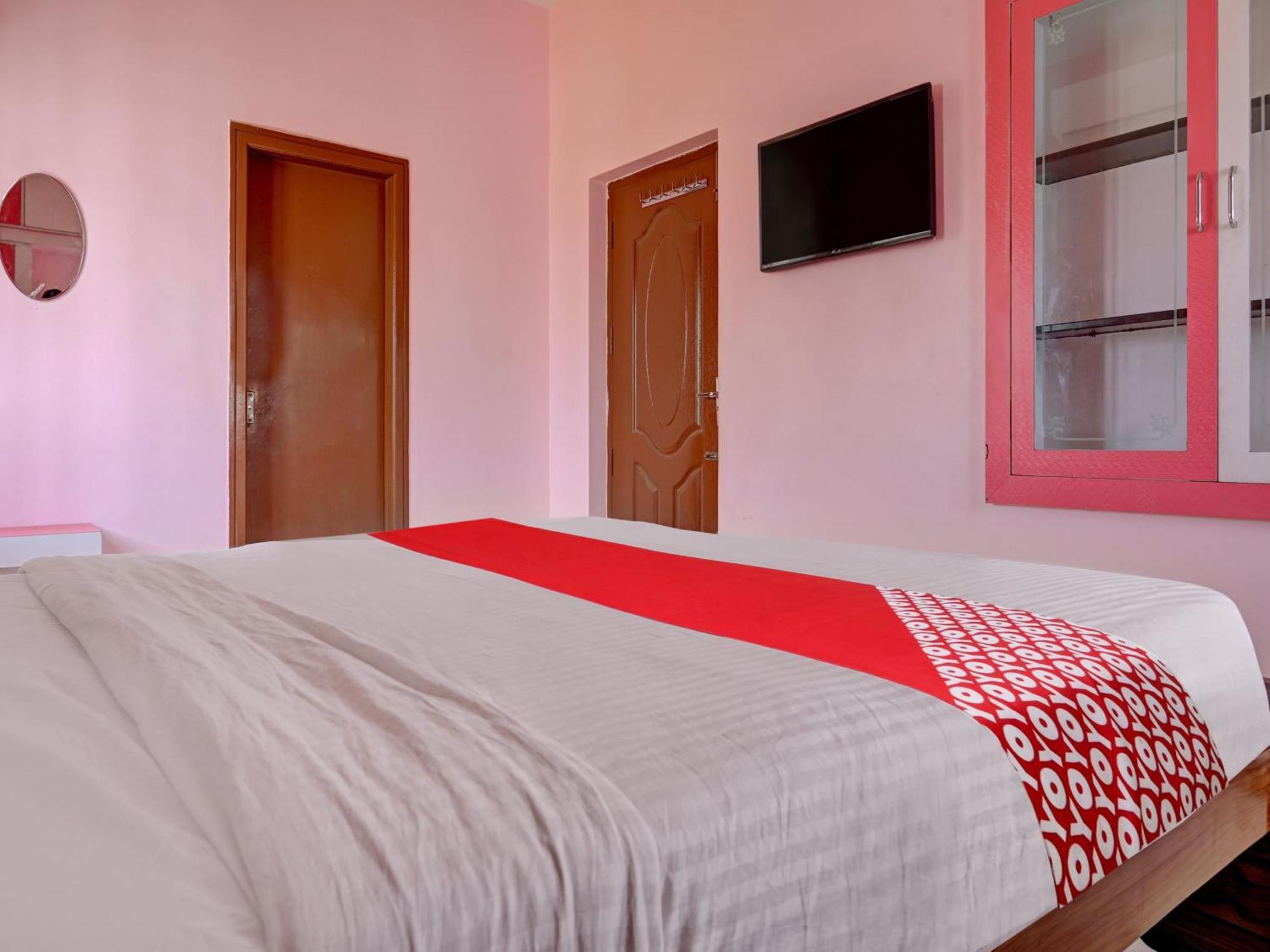 Hotel O Sharin Service Apartments Suramangalam エクステリア 写真
