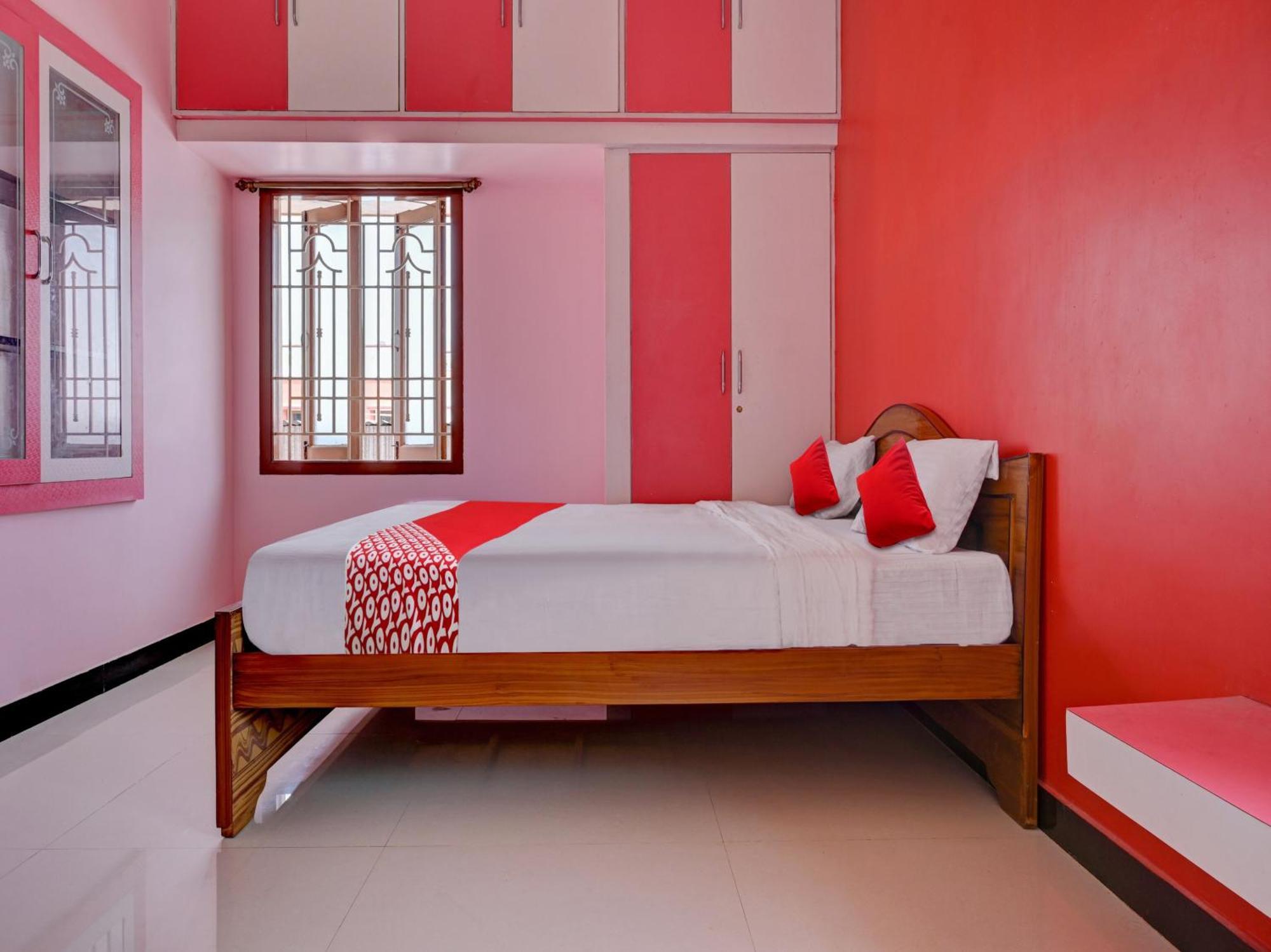 Hotel O Sharin Service Apartments Suramangalam エクステリア 写真